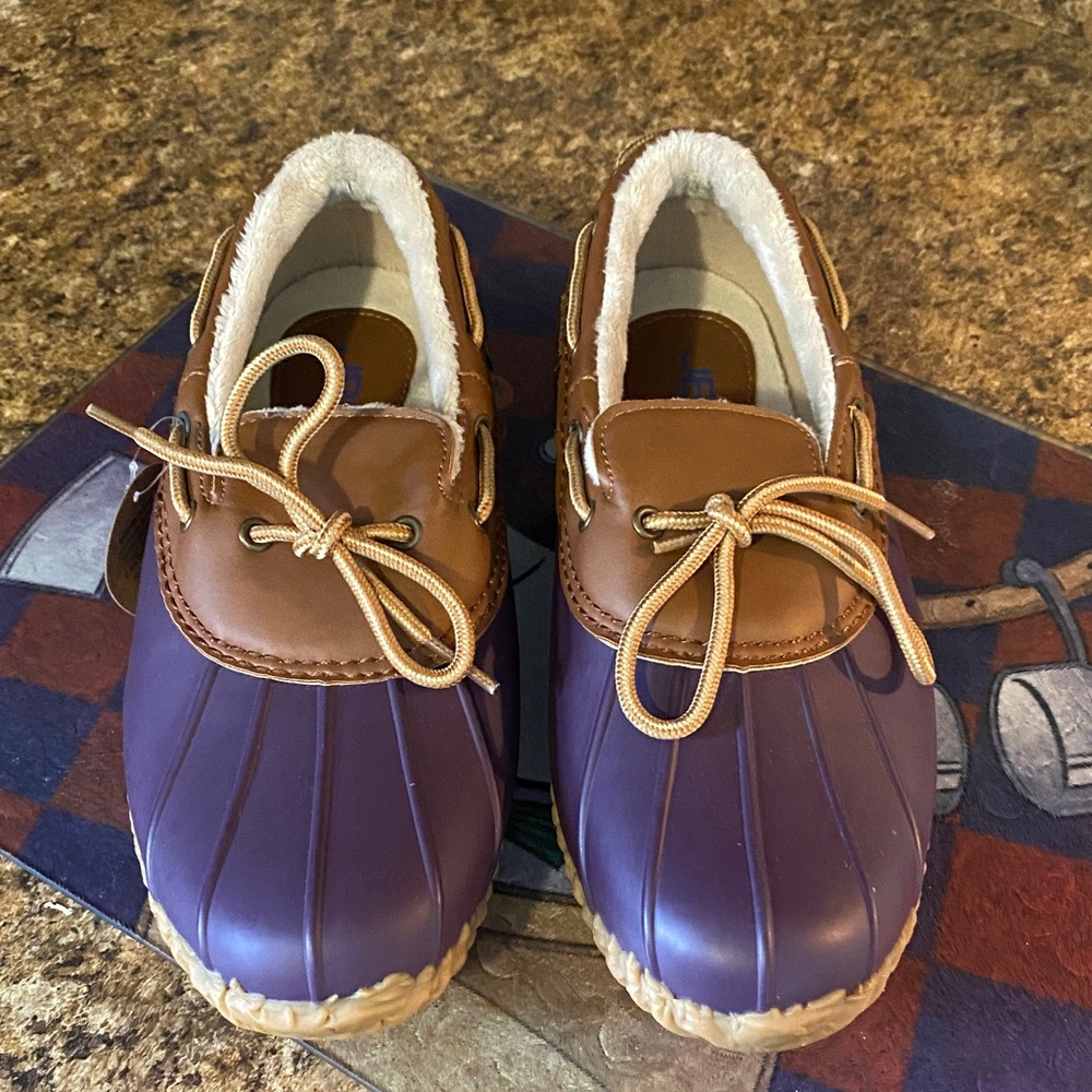 JBU Duck Shoes